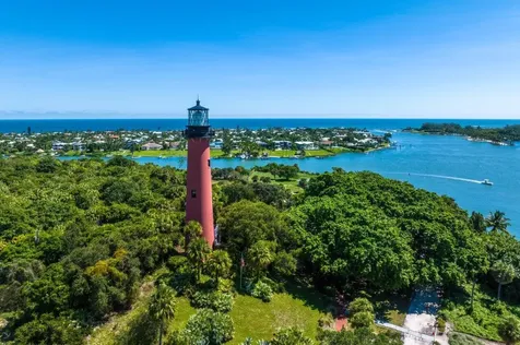 2401 Marina Isle Way Jupiter FL 33477