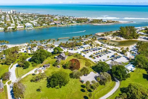 2401 Marina Isle Way Jupiter FL 33477