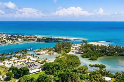 2401 Marina Isle Way Jupiter FL 33477