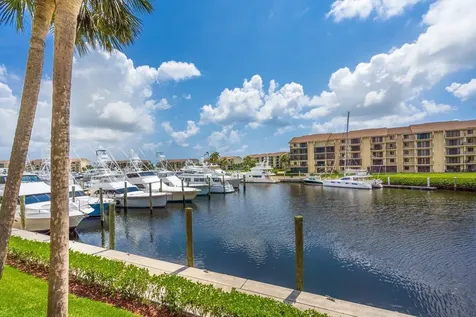 2401 Marina Isle Way Jupiter FL 33477