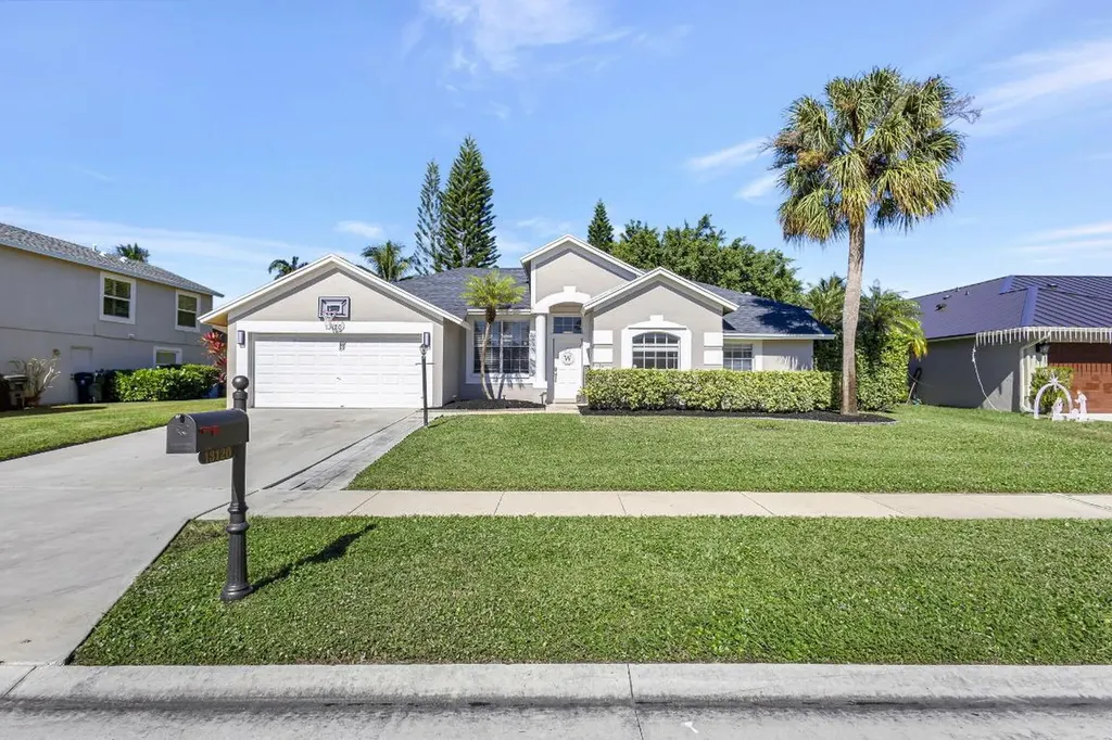 13120 Meadowbreeze Drive Wellington FL 33414
