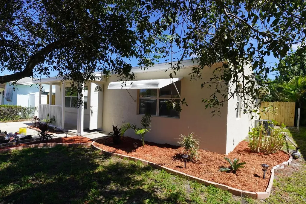 1318 N K Street Lake Worth Beach FL 33460