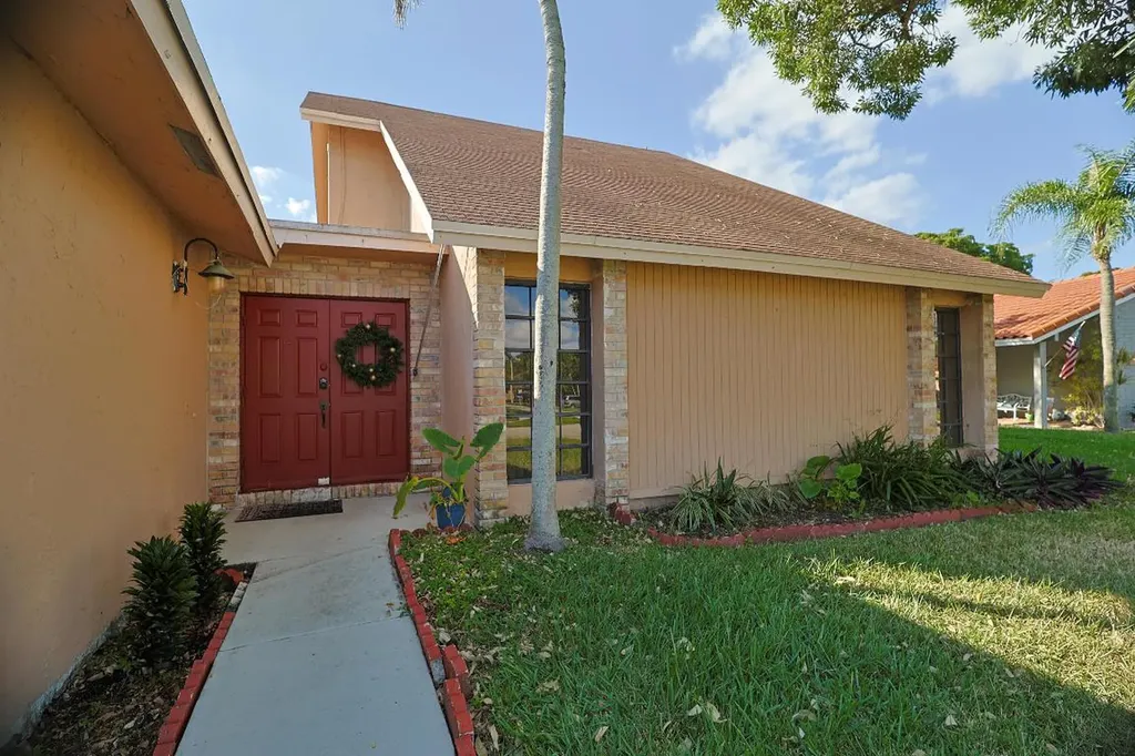 4051 NW 93rd Way Sunrise FL 33351