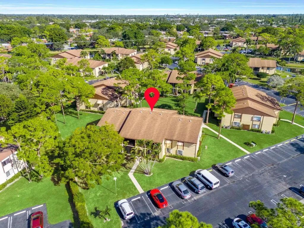 230 Pine Hov Circle Greenacres FL 33463