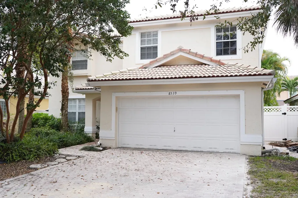 8539 NW 46th Drive Coral Springs FL 33067