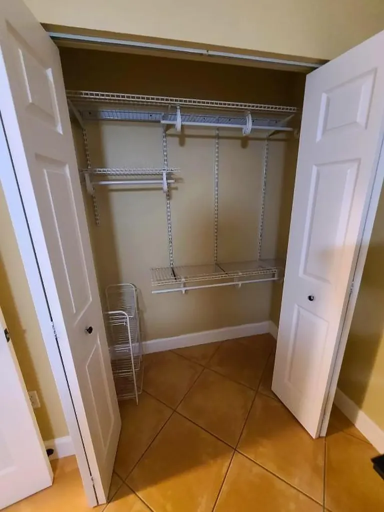 12087 NW 44th Street Sunrise FL 33323