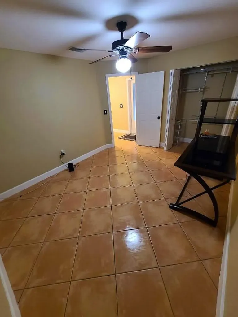 12087 NW 44th Street Sunrise FL 33323