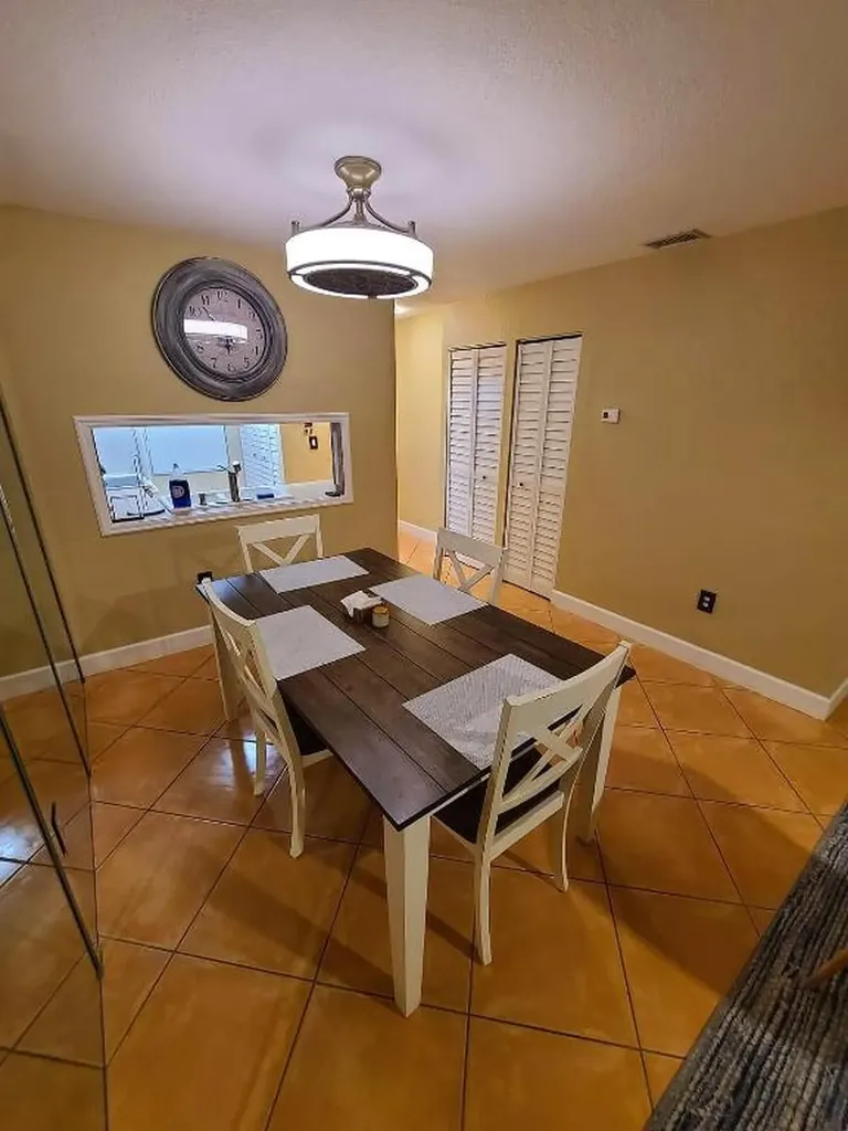 12087 NW 44th Street Sunrise FL 33323