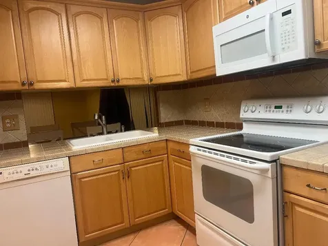 12087 NW 44th Street Sunrise FL 33323