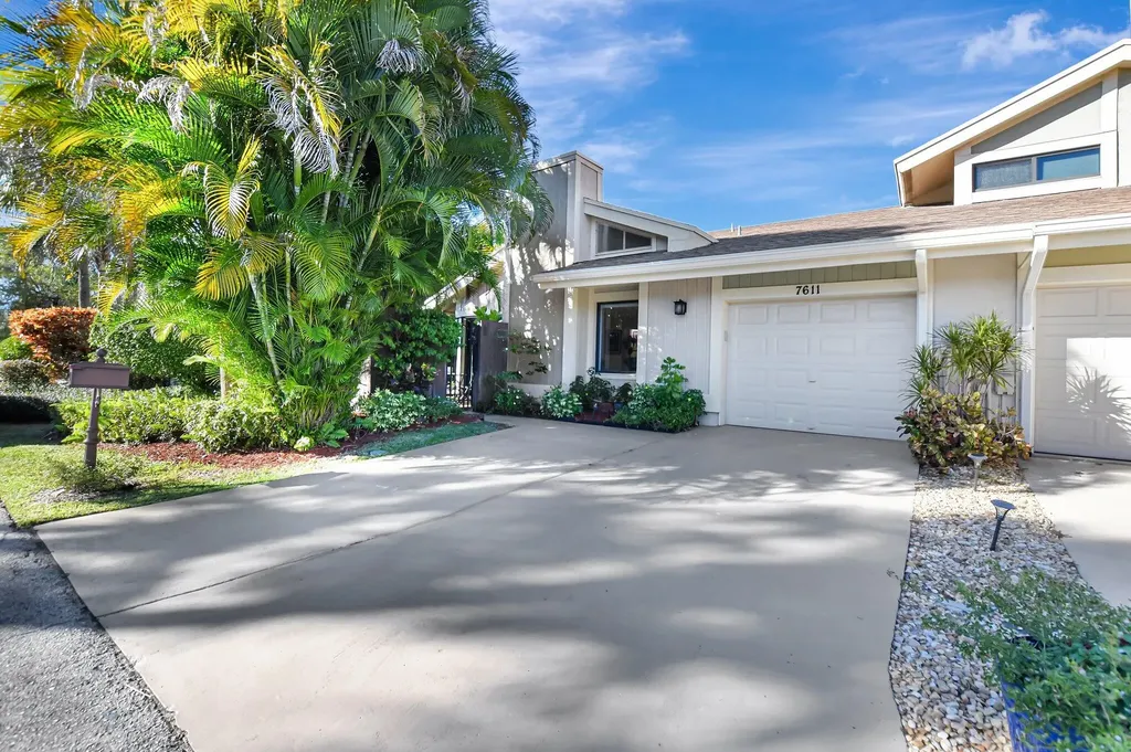 7611 Sierra Terrace W Boca Raton FL 33433