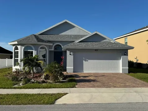 425 Seafoam Circle Fort Pierce FL 34945