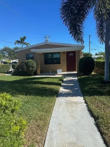 353 NW 7th Avenue Delray Beach FL 33444