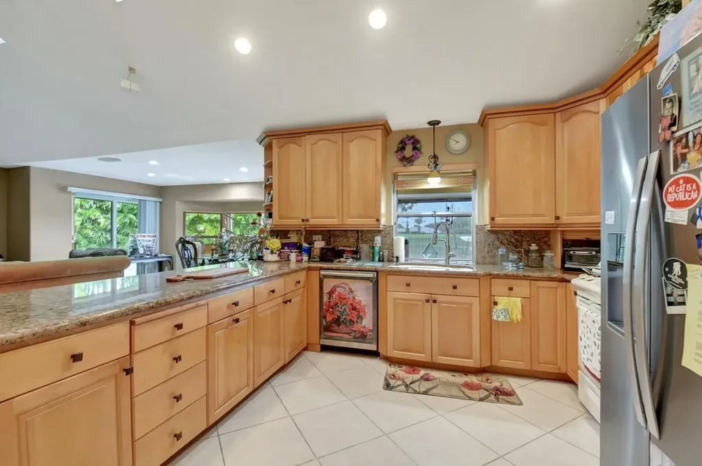581 S Country Club Drive Atlantis FL 33462