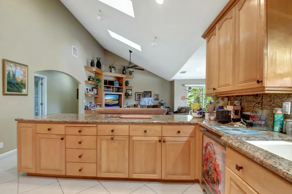 581 S Country Club Drive Atlantis FL 33462