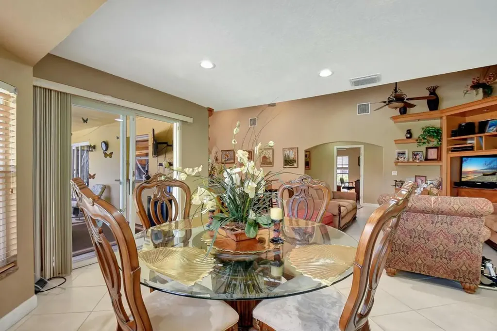 581 S Country Club Drive Atlantis FL 33462