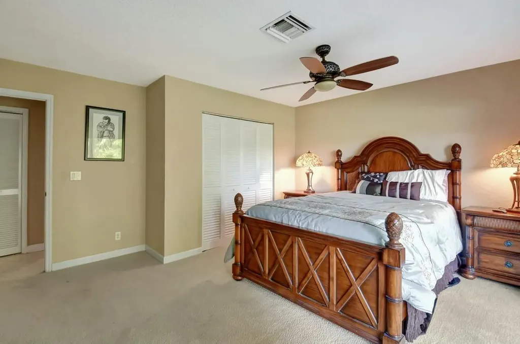 581 S Country Club Drive Atlantis FL 33462
