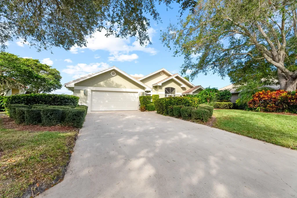 1009 SW Lighthouse Drive Palm City FL 34990