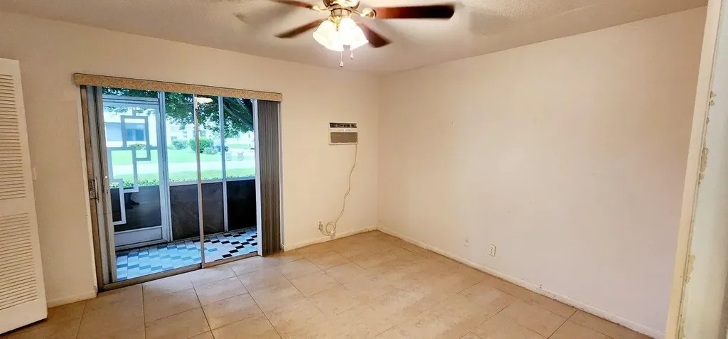 6 Coventry A West Palm Beach FL 33417