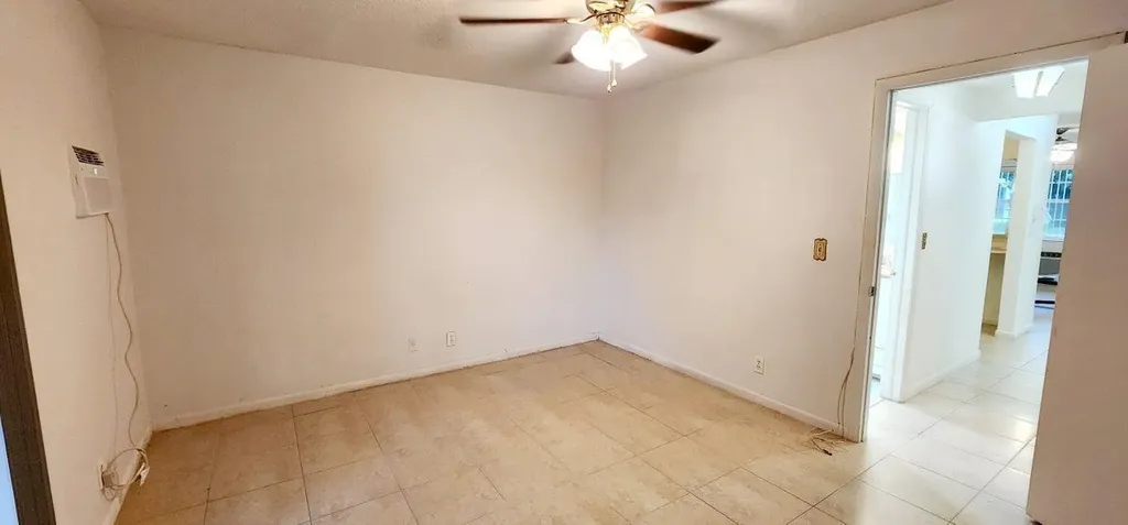 6 Coventry A West Palm Beach FL 33417