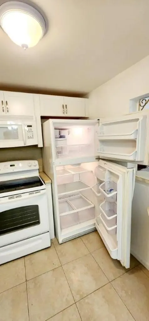 6 Coventry A West Palm Beach FL 33417