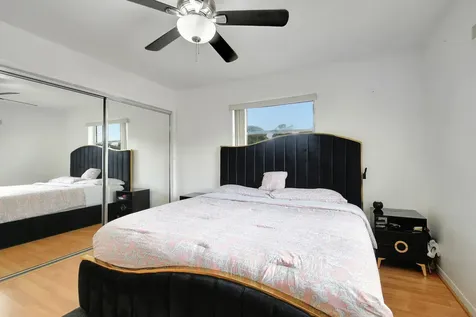 702 SW 23rd Terrace Boynton Beach FL 33435