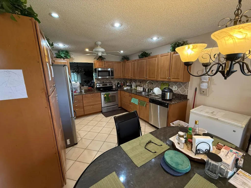 5139 Poppy Place Delray Beach FL 33484