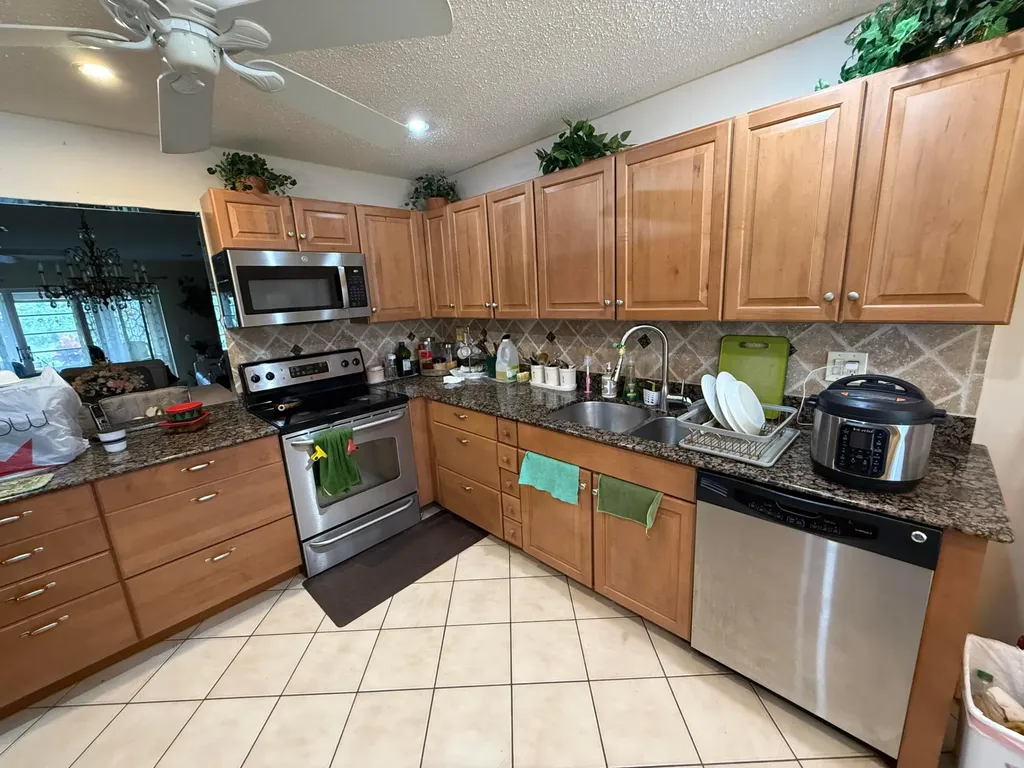 5139 Poppy Place Delray Beach FL 33484