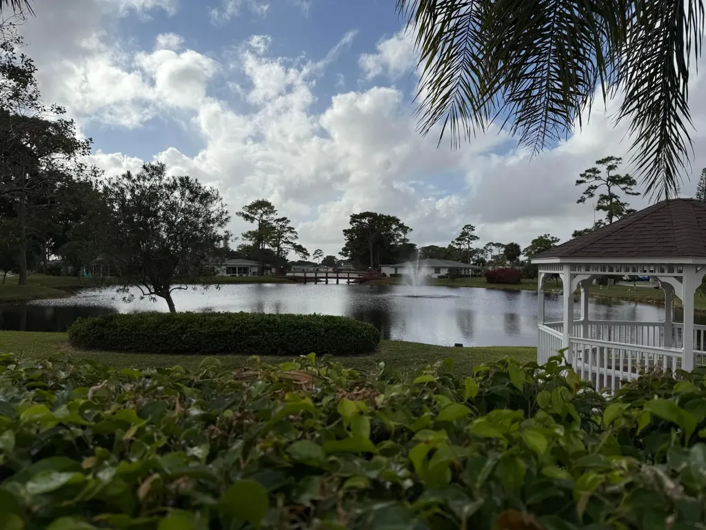 5139 Poppy Place Delray Beach FL 33484