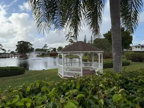 5139 Poppy Place Delray Beach FL 33484