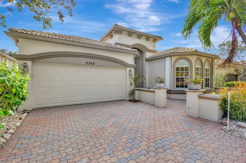 9348 Via Elegante Wellington FL 33411