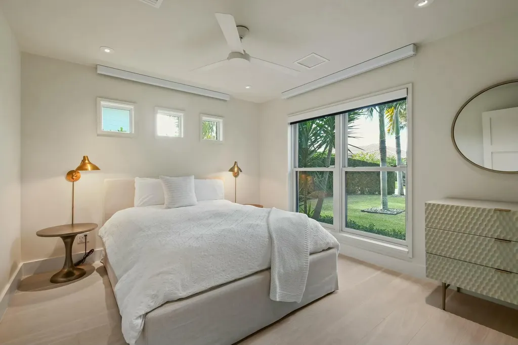 170 Beacon Lane Jupiter Inlet Colony FL 33469