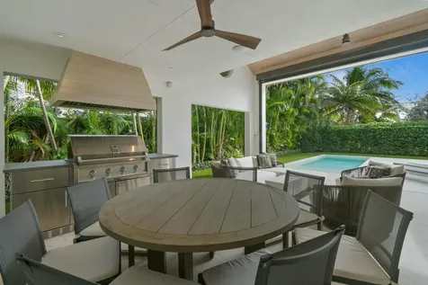 170 Beacon Lane Jupiter Inlet Colony FL 33469