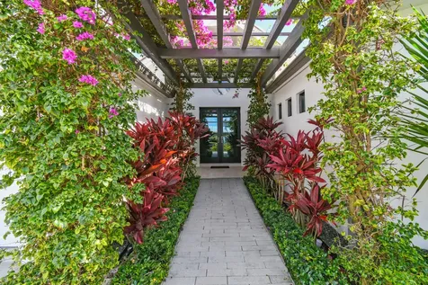 170 Beacon Lane Jupiter Inlet Colony FL 33469