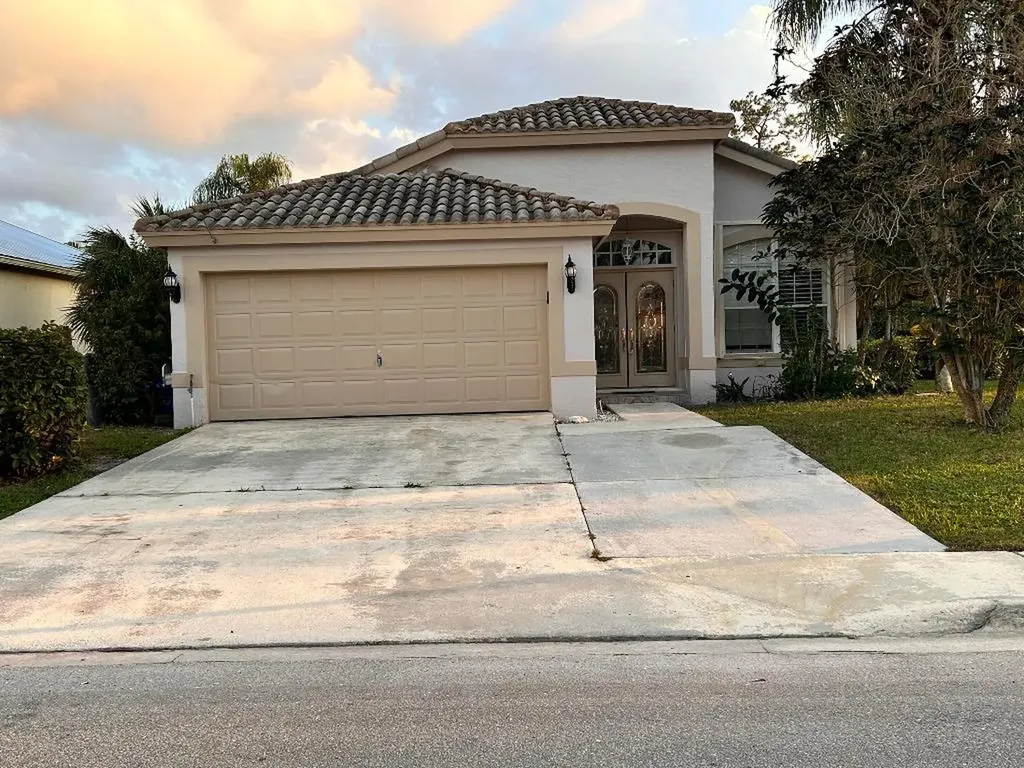 615 Lake Wellington Drive Wellington FL 33414
