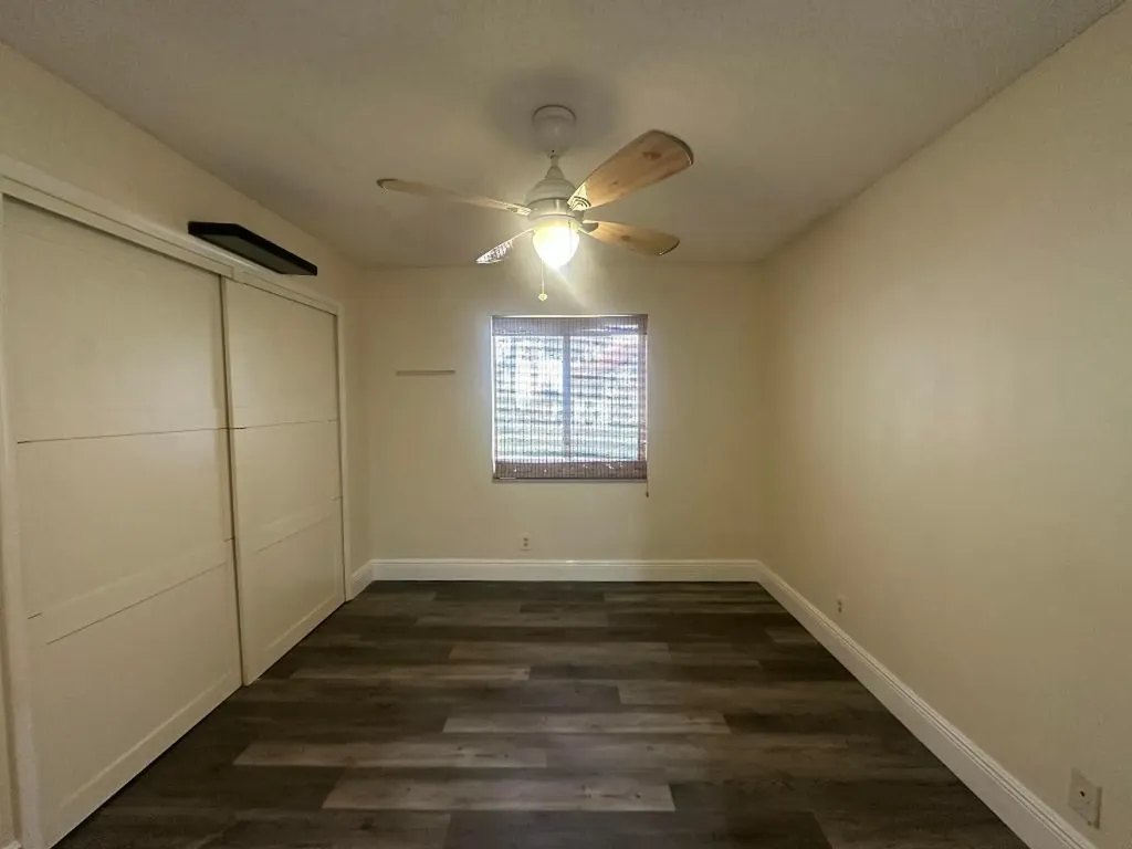 8 Via De Casas Sur Boynton Beach FL 33426