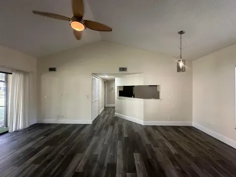 8 Via De Casas Sur Boynton Beach FL 33426