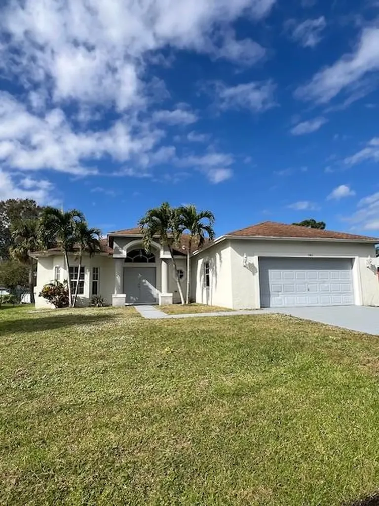 1962 SW Erie Street Port St Lucie FL 34953