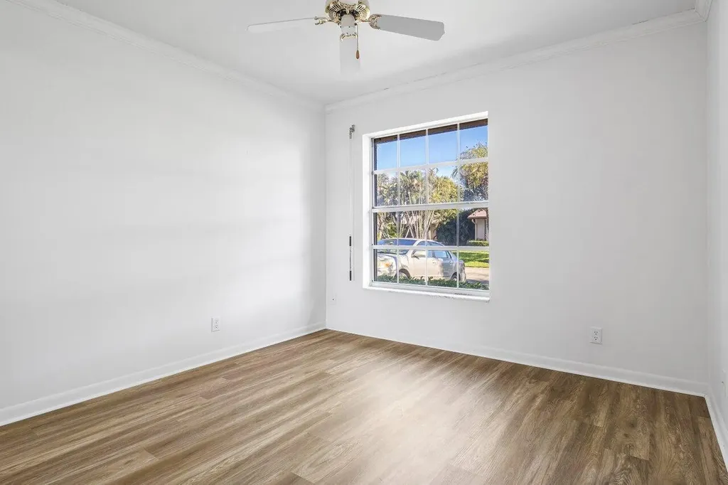 5424 Viburnum Circle Delray Beach FL 33484