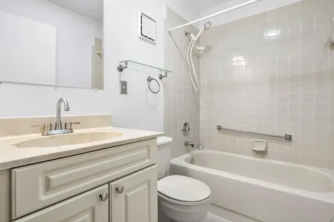 5424 Viburnum Circle Delray Beach FL 33484