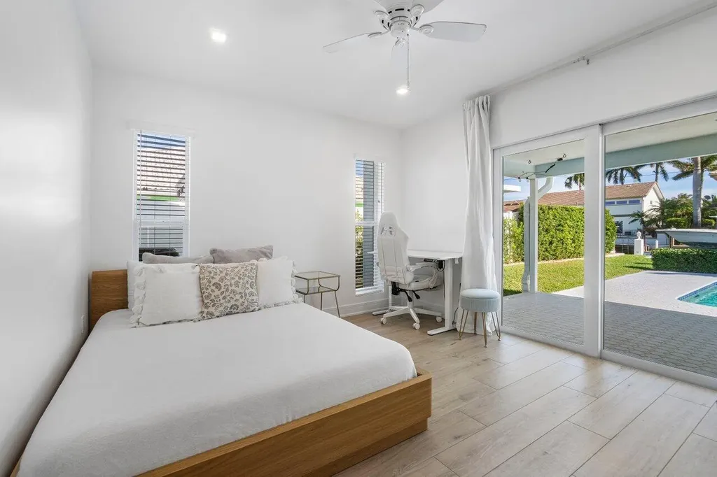 3020 NE 47th Street Lighthouse Point FL 33064