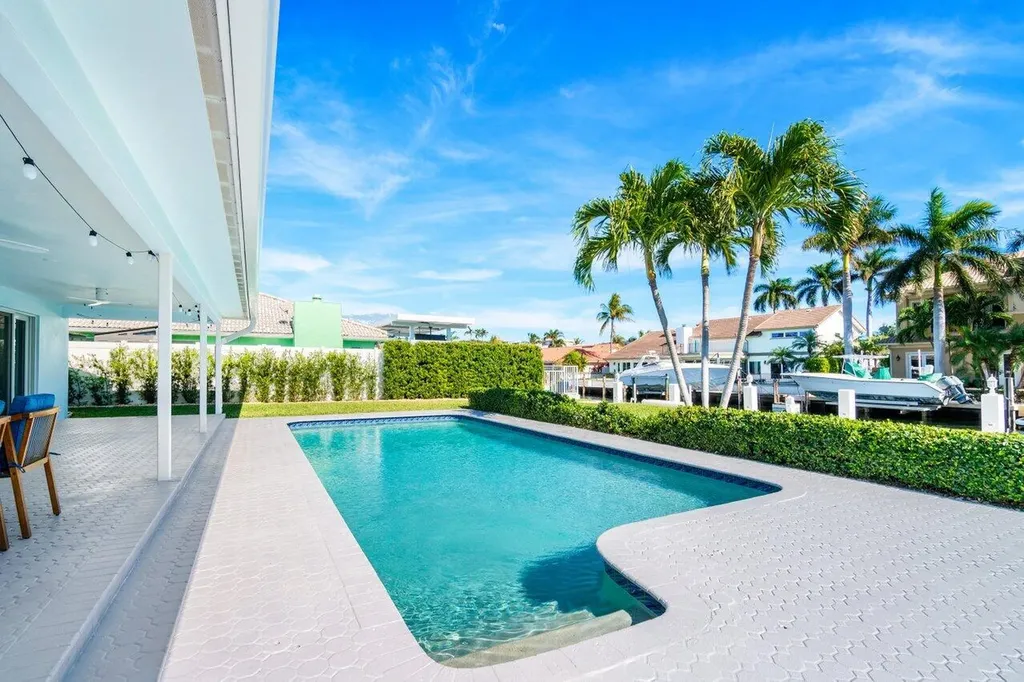 3020 NE 47th Street Lighthouse Point FL 33064