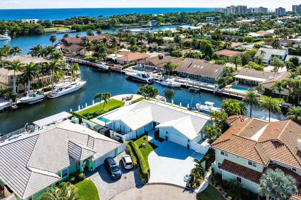 3020 NE 47th Street Lighthouse Point FL 33064