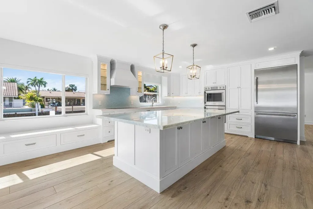 3020 NE 47th Street Lighthouse Point FL 33064