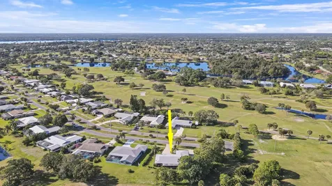 2765 SE Pine Valley Street Port St Lucie FL 34952