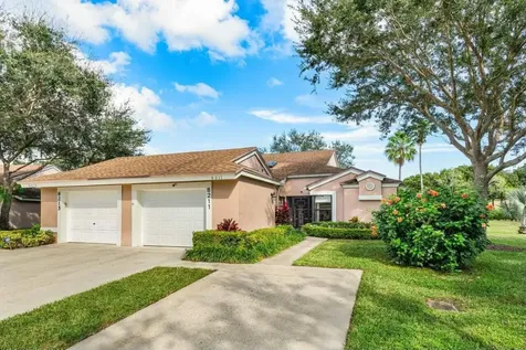 8211 Springlake Drive Boca Raton FL 33496