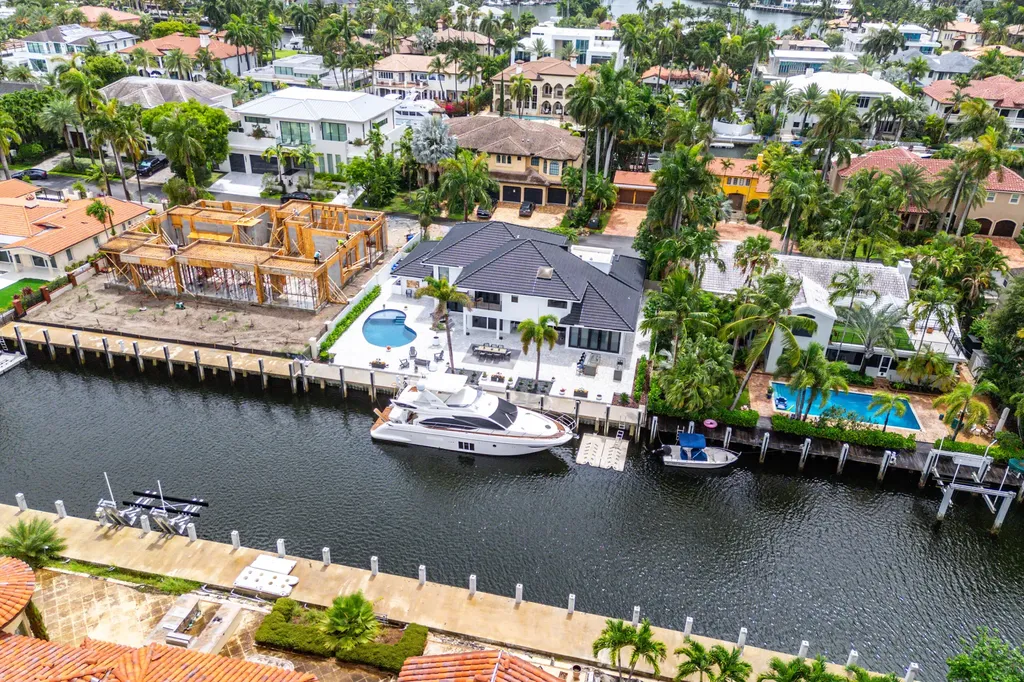 425 Coral Way Fort Lauderdale FL 33301