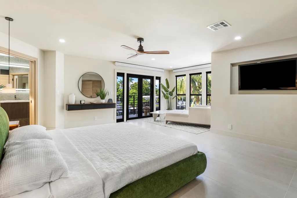 425 Coral Way Fort Lauderdale FL 33301