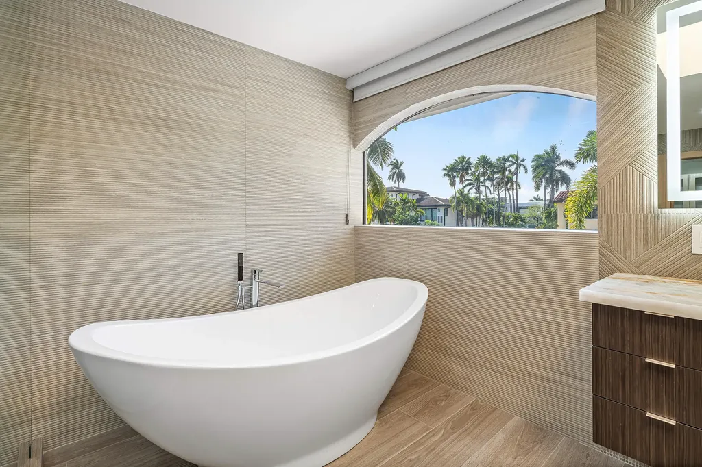 425 Coral Way Fort Lauderdale FL 33301