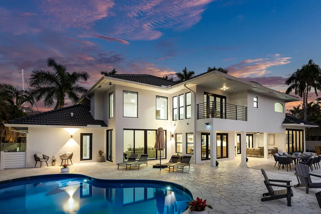 425 Coral Way Fort Lauderdale FL 33301