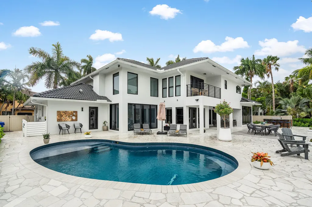 425 Coral Way Fort Lauderdale FL 33301